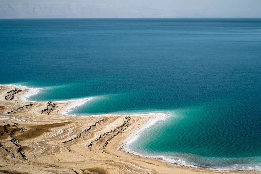 best-beaches-in-jordan-for-swimming-and-sunbathing