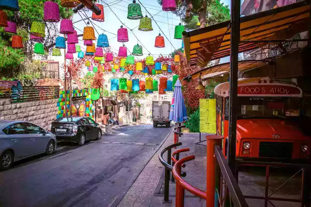 rainbow-street-food-market-askaladdin